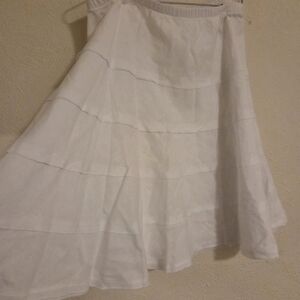 Elegant White Women's Skirt